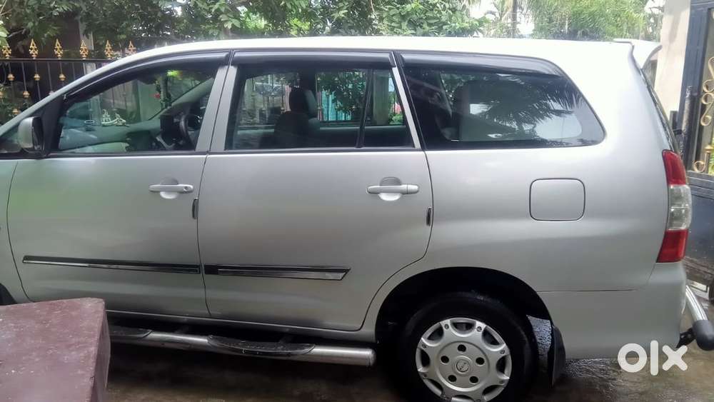 Toyota Innova Diesel (2009)