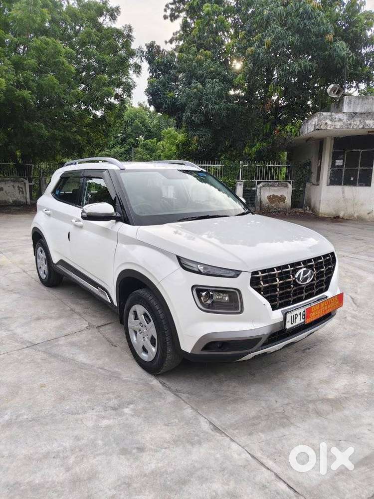 Hyundai Venue S Plus Mt 1.2 Kappa, 2022, Cng & Hybrids