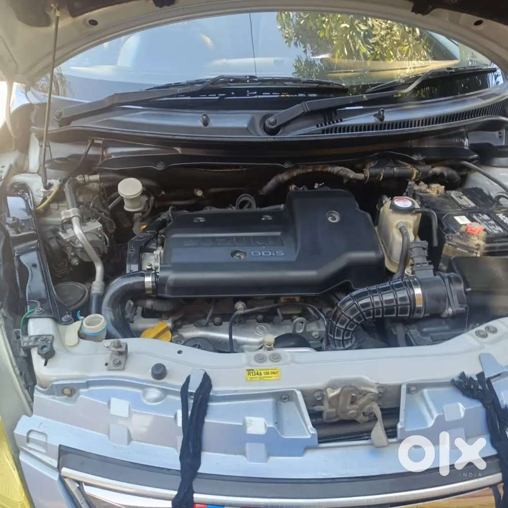 Maruti Suzuki Dzire 2015