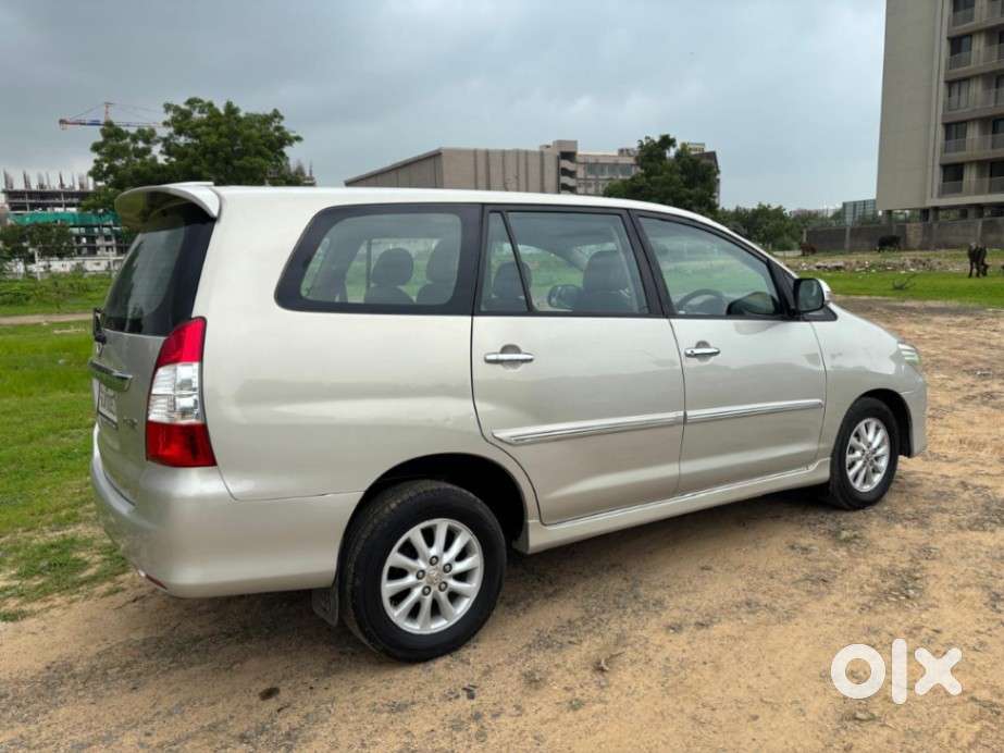 Toyota Innova 2.5 V 7 Str, 2012, Diesel