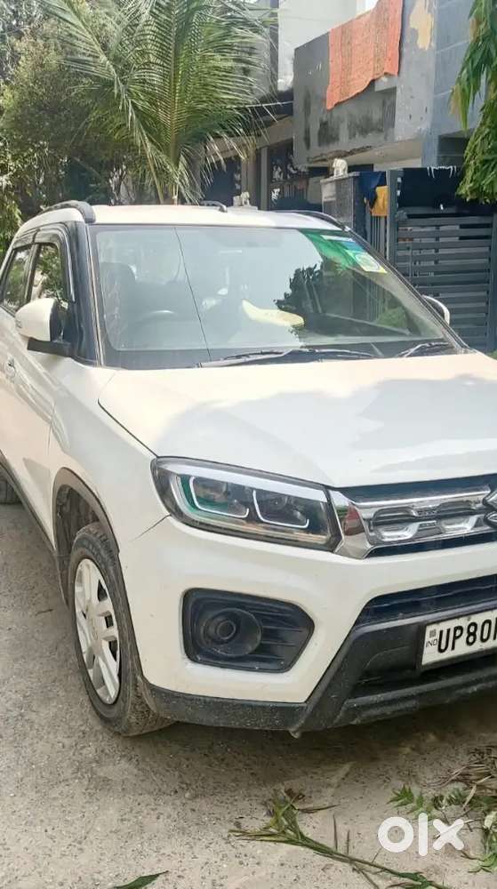 2020 Maruti Brezza Lxi