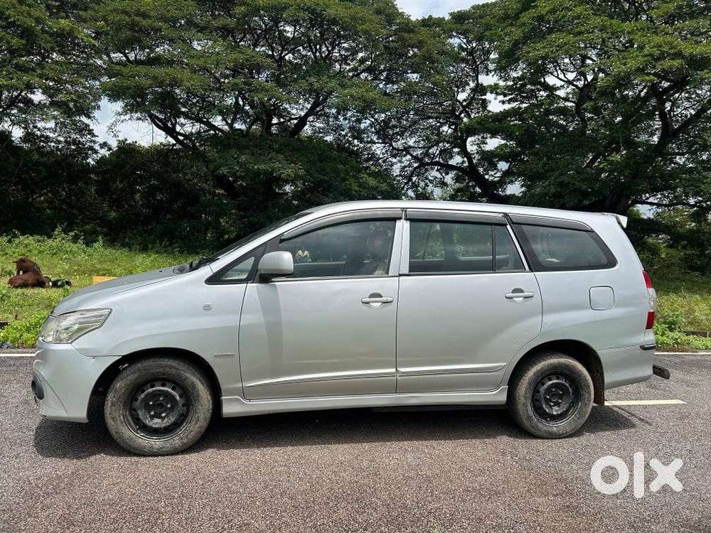 Toyota Innova 2.5 Gx 7 Str Bs-iii, 2014, Diesel