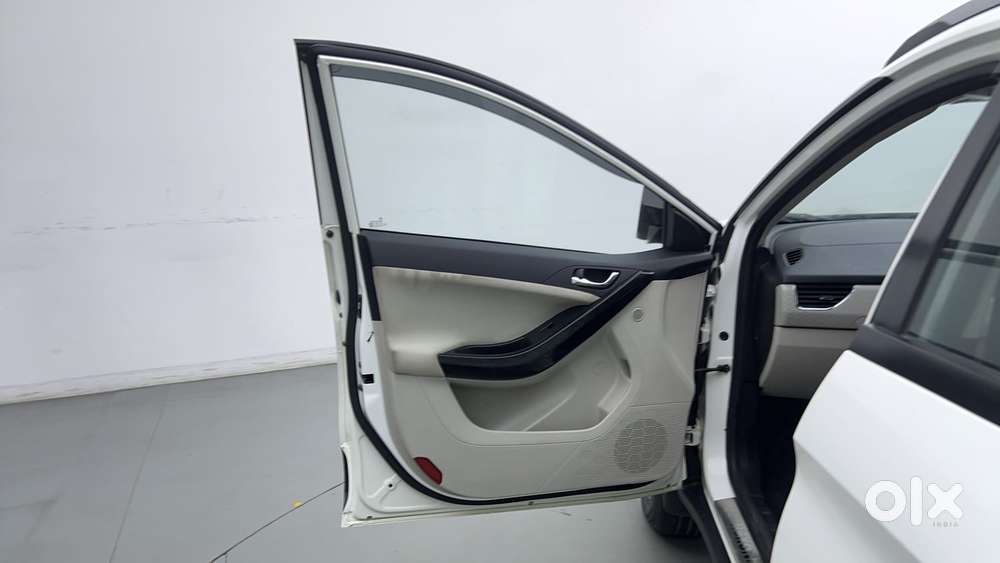 Tata Nexon 1.2 Revotron Xz Plus (o), 2022, Petrol