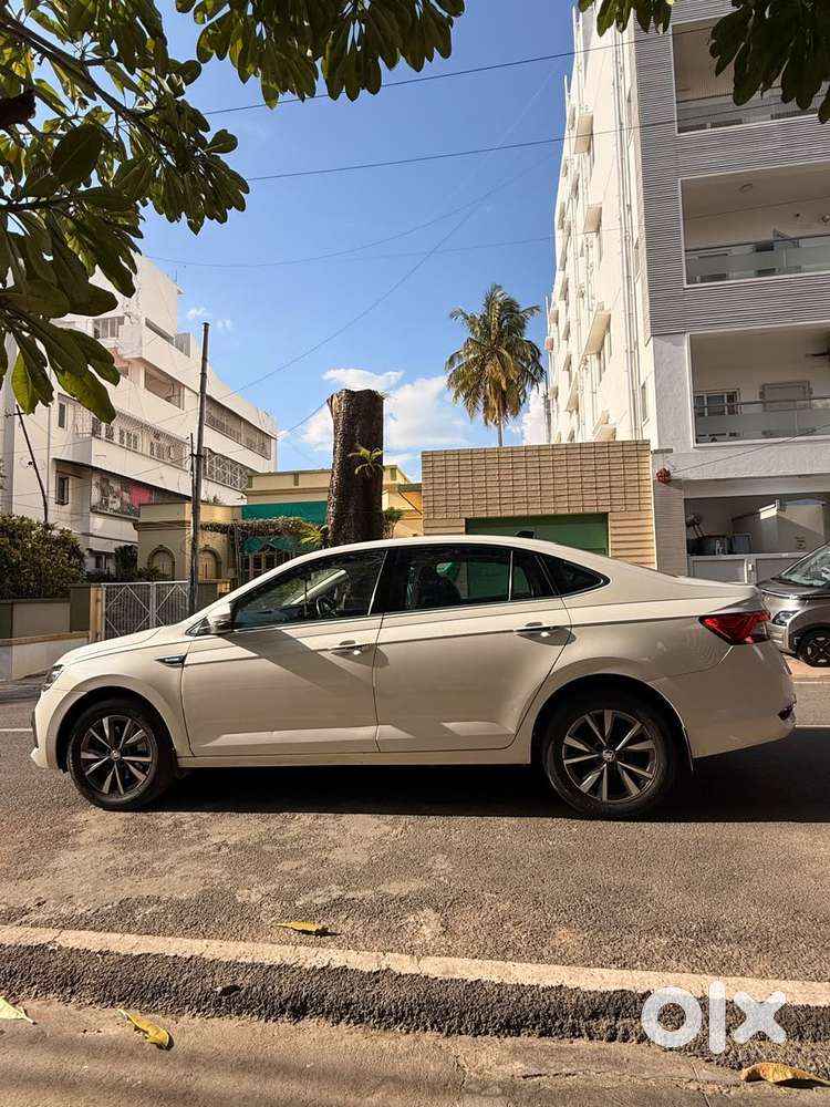 Skoda Slavia 1.5 TSI Style AT, 2022, Petrol