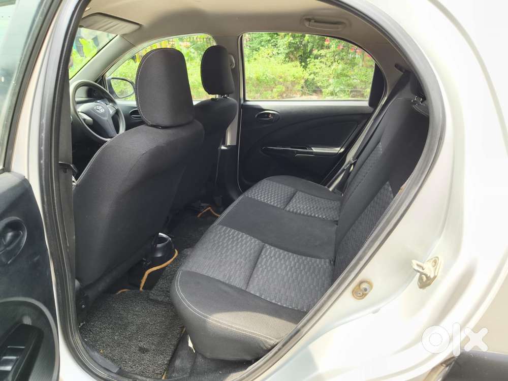 Toyota Etios Cross 1.2l G, 2016, Petrol