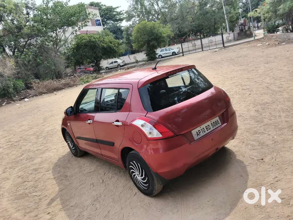 Maruti Suzuki Swift 2013 Diesel 97000 Km Driven