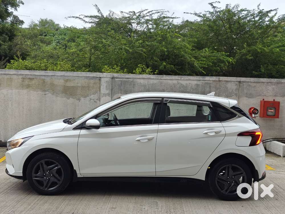 Hyundai I20 Sportz 1.2 Ivt, 2023, Petrol