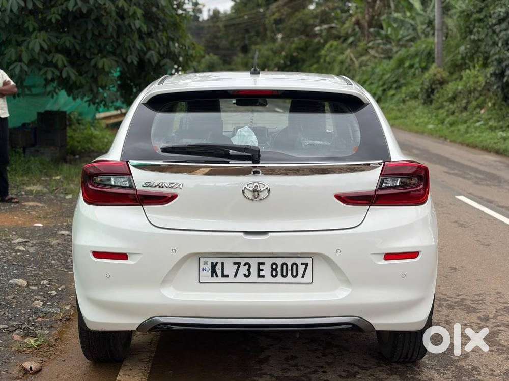 Toyota Glanza, 2023, Petrol