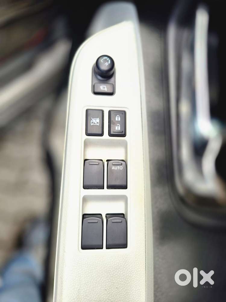 Maruti Suzuki Ignis 1.2 Alpha Mt, 2022, Petrol