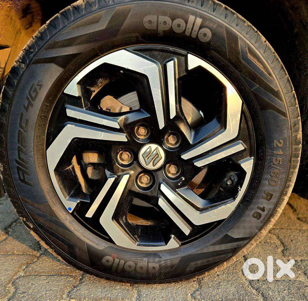 Maruti Suzuki Brezza 1.5 Vxi Smart Hybrid, 2022, Petrol