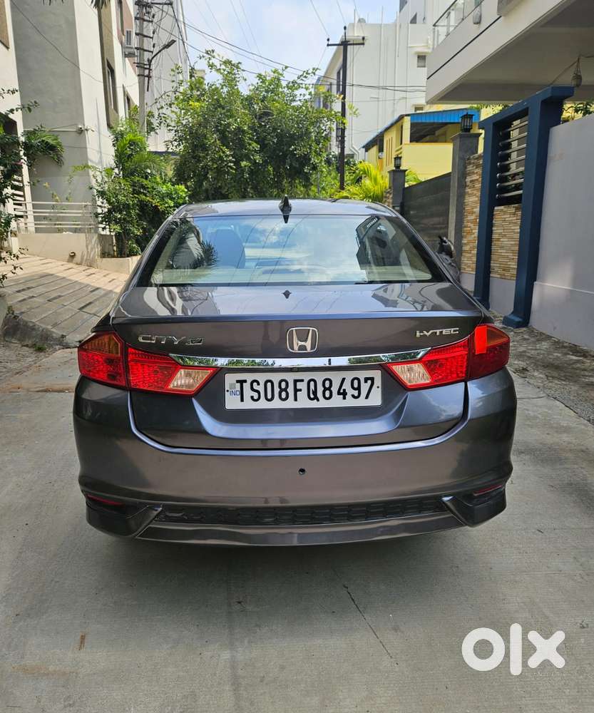 Honda City I-vtec V, 2017, Petrol