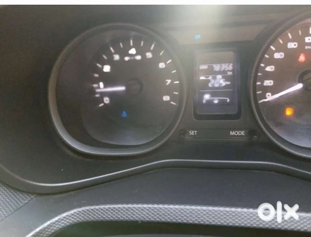 Tata Nexon 1.2 Revotron Xm, 2018, Petrol