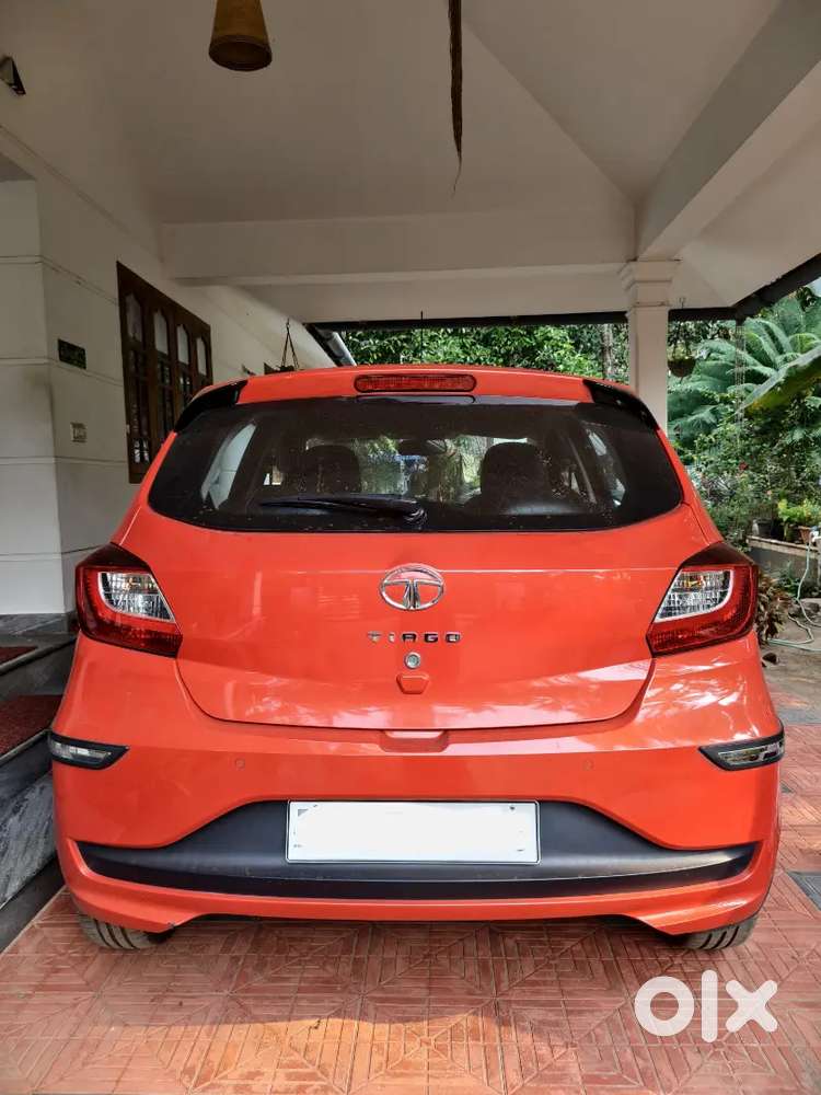 Single Owner Tata Tiago Xz 2020 Showroom Maintained New Clutch & Tyres