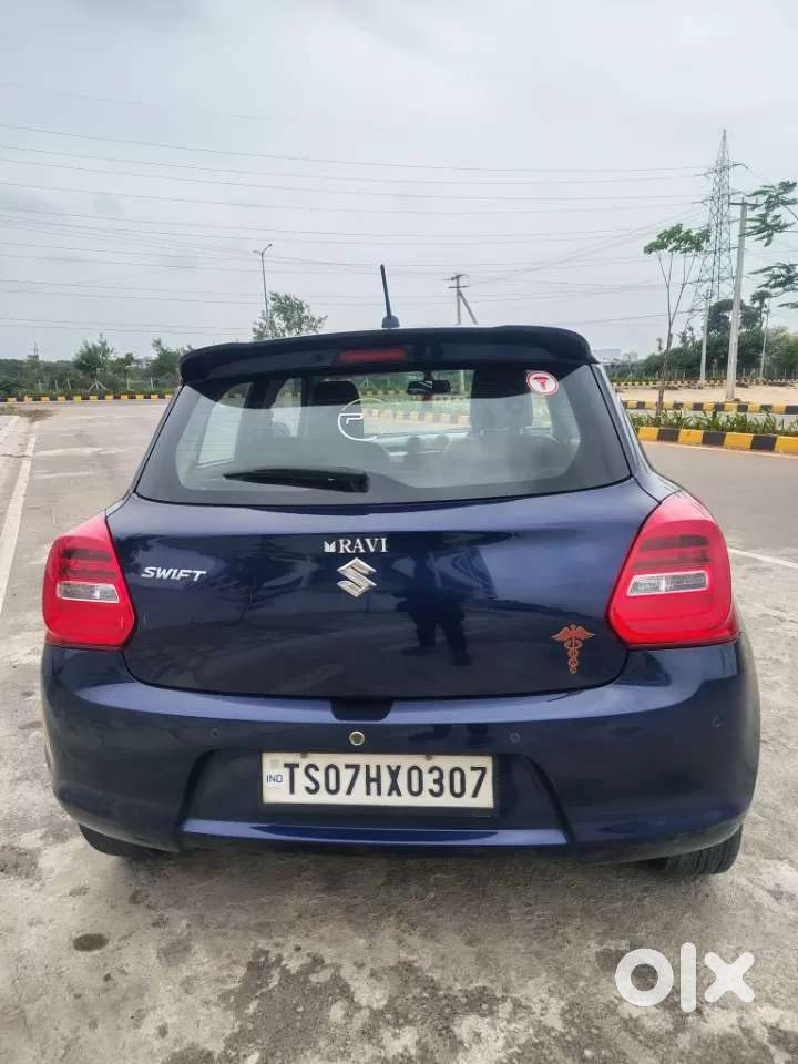 Maruti Suzuki Swift 1.3 Zxi, 2021, Petrol