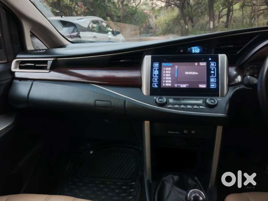 Toyota Innova Crysta 2.4 V 7 Str, 2017, Diesel