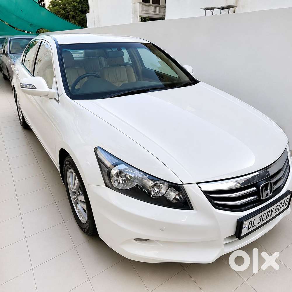 Honda Accord 2.4 Elegance Automatic, 2011, Petrol