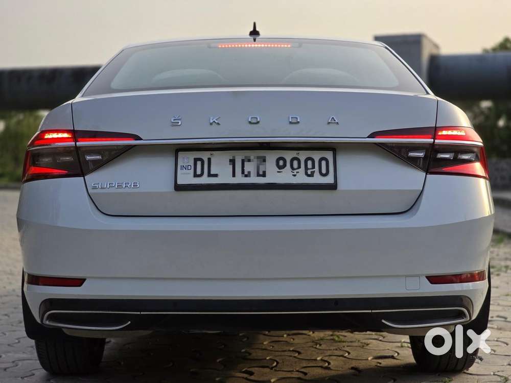 Skoda Superb 2.0 Tsi At L&k, 2021, Petrol