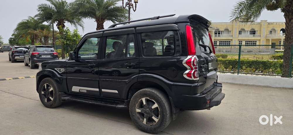 Mahindra Scorpio S11 Mt 7s, 2023, Diesel