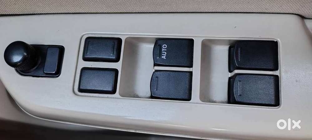 Maruti Suzuki Swift Dzire 1.3 Vxi, 2017, Petrol