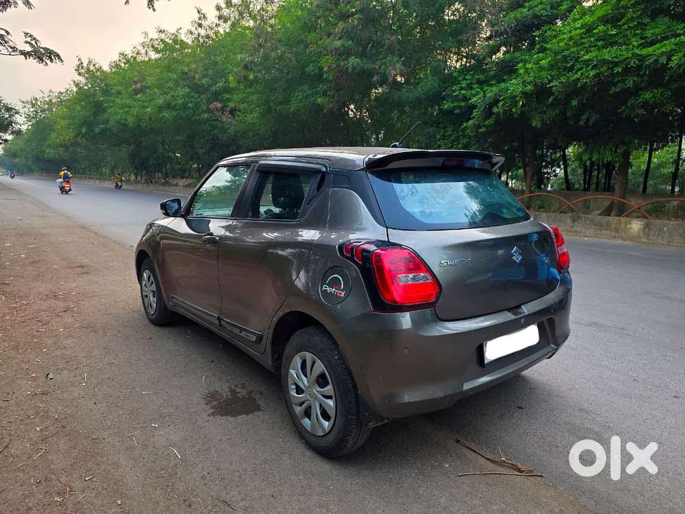 Maruti Suzuki Swift Vxi + Manual, 2022, Petrol