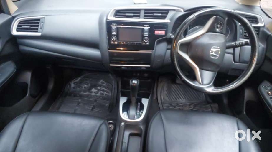 Honda Jazz V Cvt, 2015, Petrol
