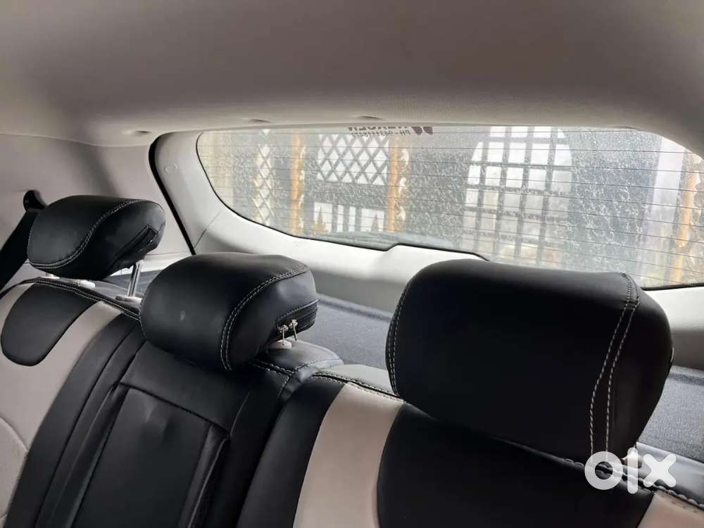 Mahindra Xuv300 2023 Petrol 11879 Km Driven