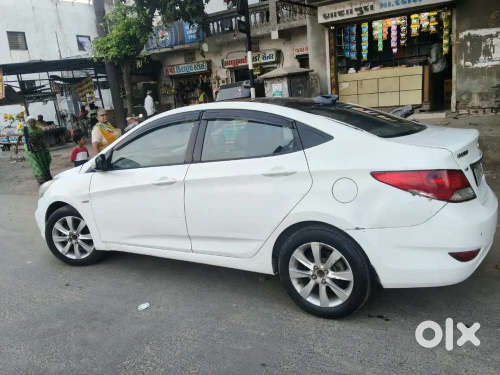 Hyundai Verna Crdi Manual 2012 Sx