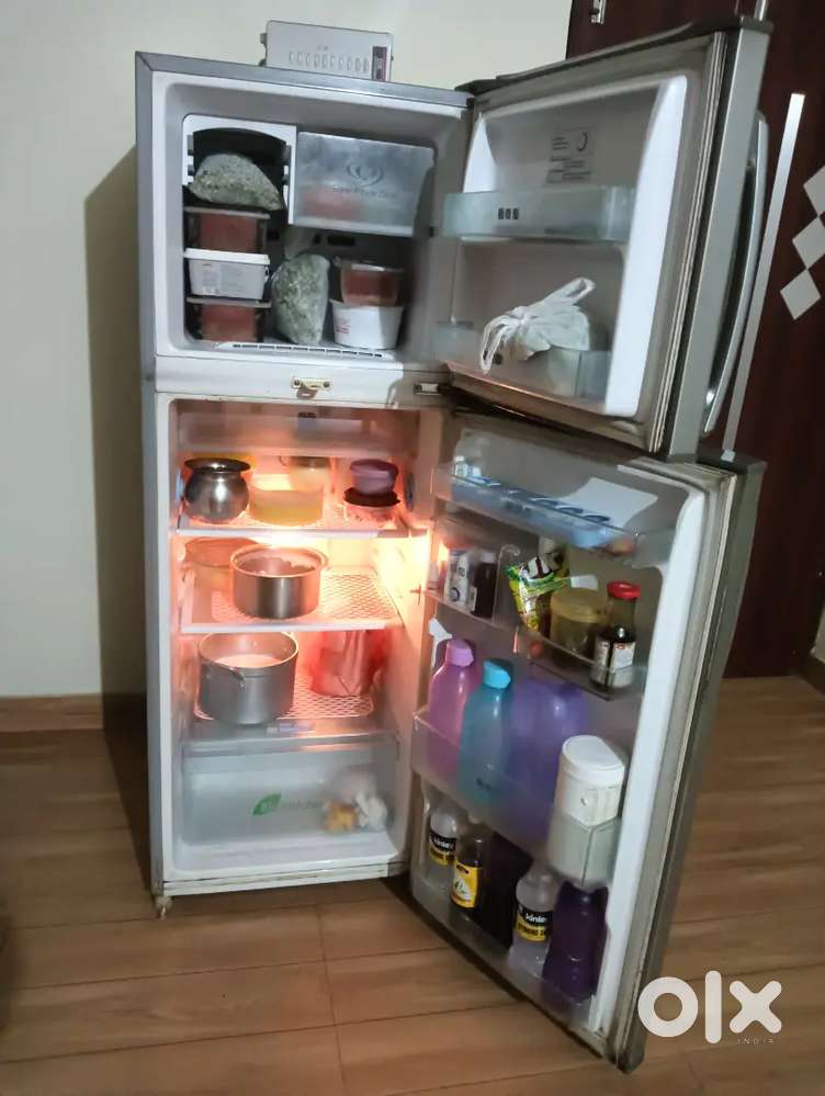 Samsung 265 litters fridge duble door silver nano