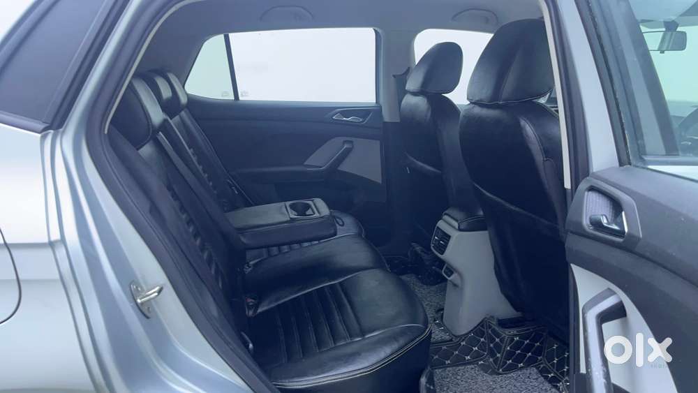 Skoda Kushaq Ambition 1.0l Tsi Mt, 2023, Petrol