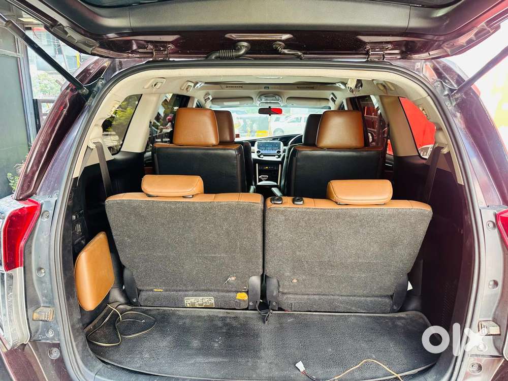Toyota Innova Crysta, 2016