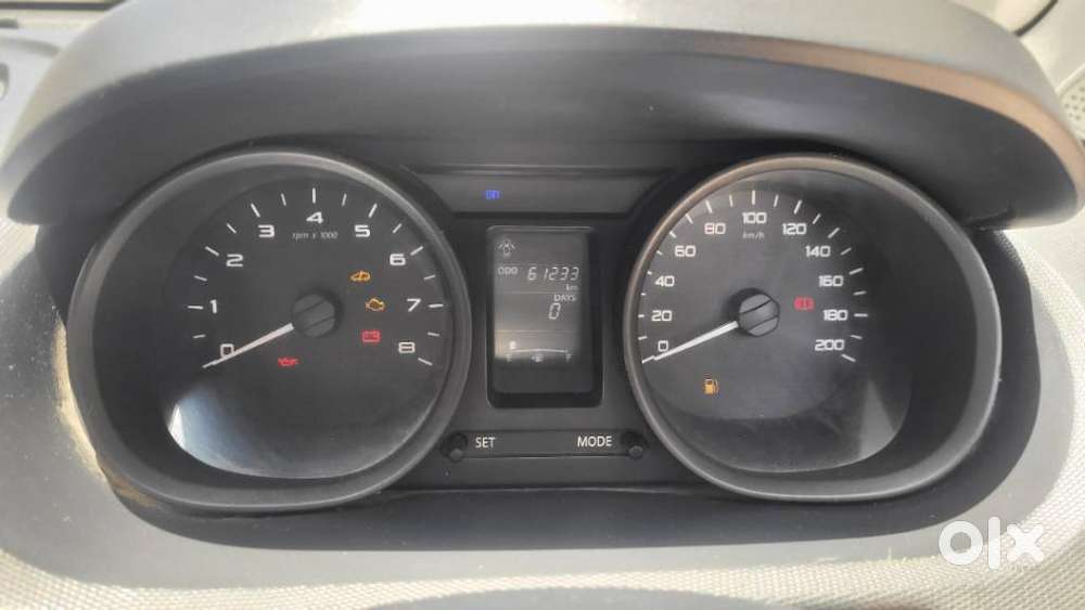 Tata Tiago, 2016, Petrol