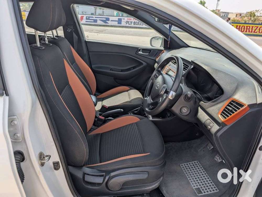 Hyundai I20 Sportz 1.2 Vtvt, 2017, Petrol