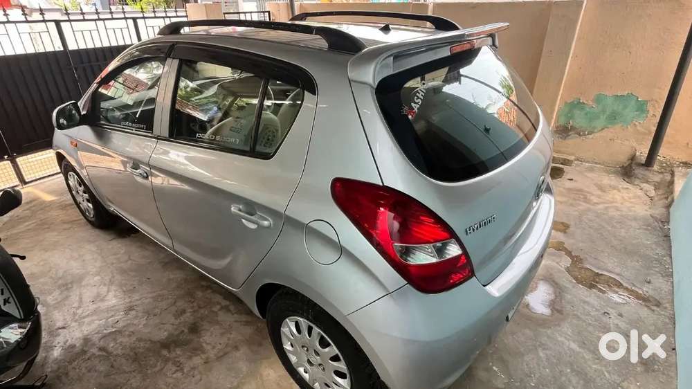 Hyundai I20 2009 Petrol 160000 Km Driven Well Maintained Ac Good