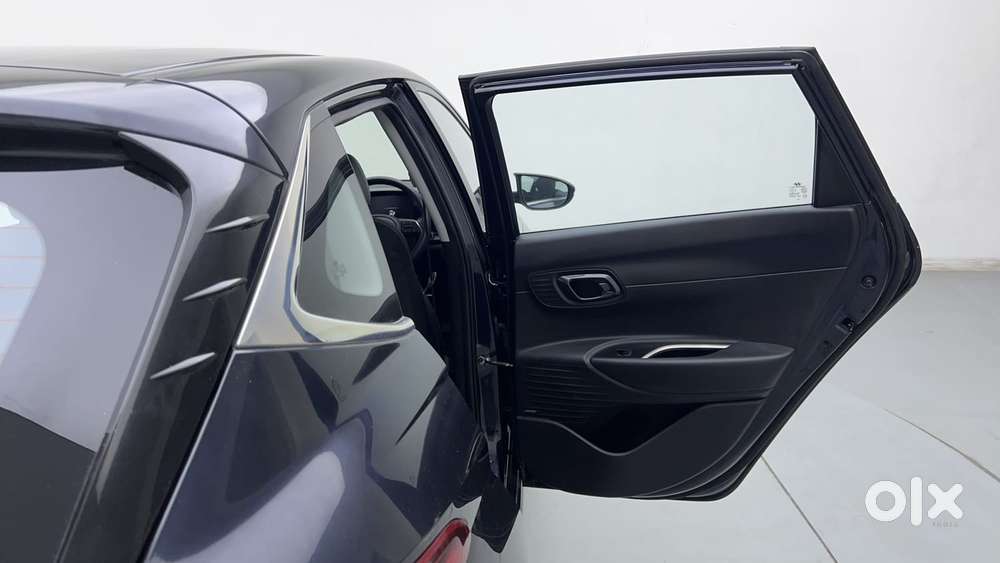 Hyundai I20 Asta (o) 1.2 Ivt, 2022, Petrol