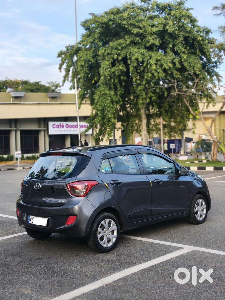 Hyundai Grand I10 Sportz Edition, 2016, Petrol