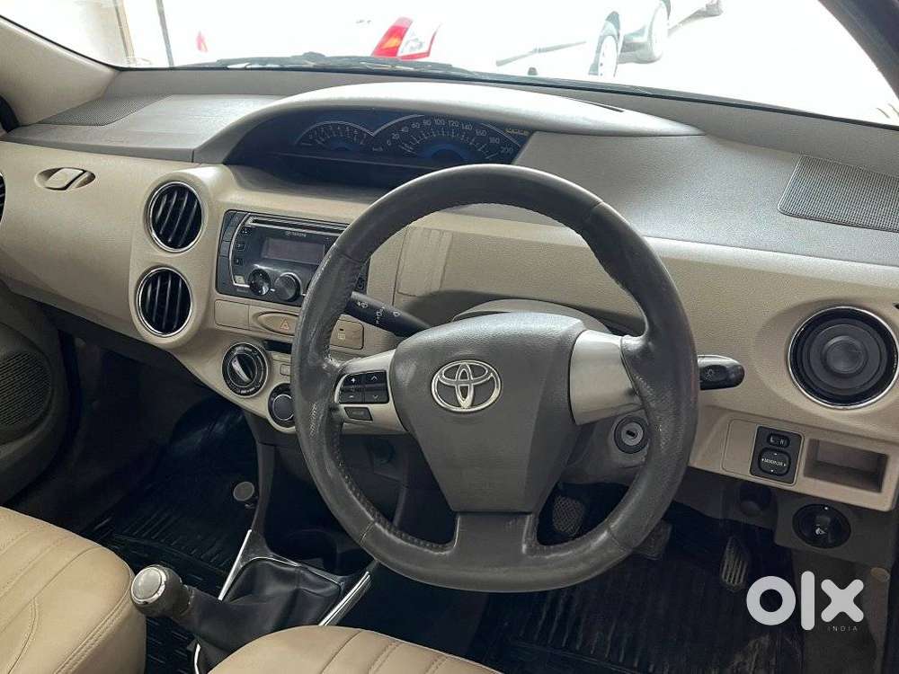 Toyota Etios 1.5 Vx, 2016, Petrol