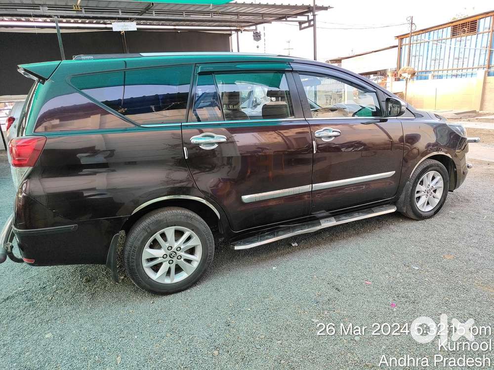 2019 Toyota Innova Crysta