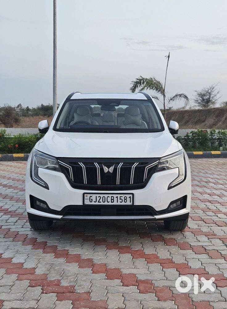 Mahindra Xuv700 2.2 Ax 7 Diesel Mt Luxury Pack Str, 2025, Diesel