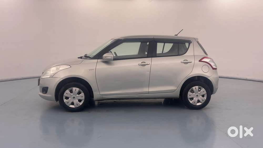 Maruti Suzuki Swift Vvt Vxi, 2013, Petrol