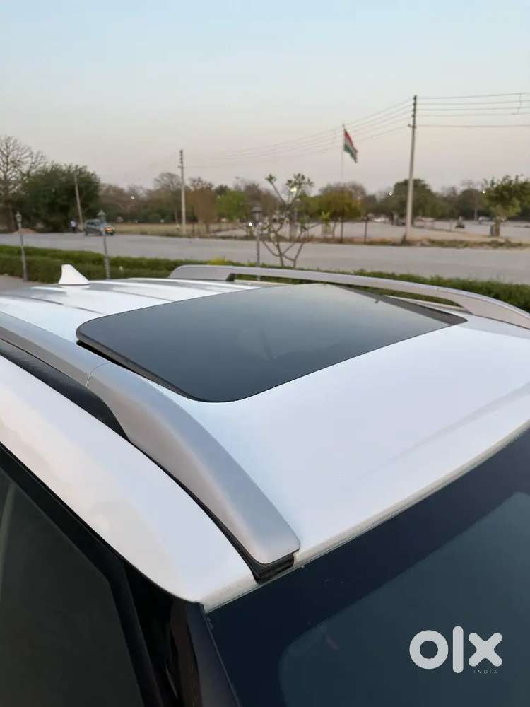 Hyundai Venue 2021 Petrol Well Maintained
