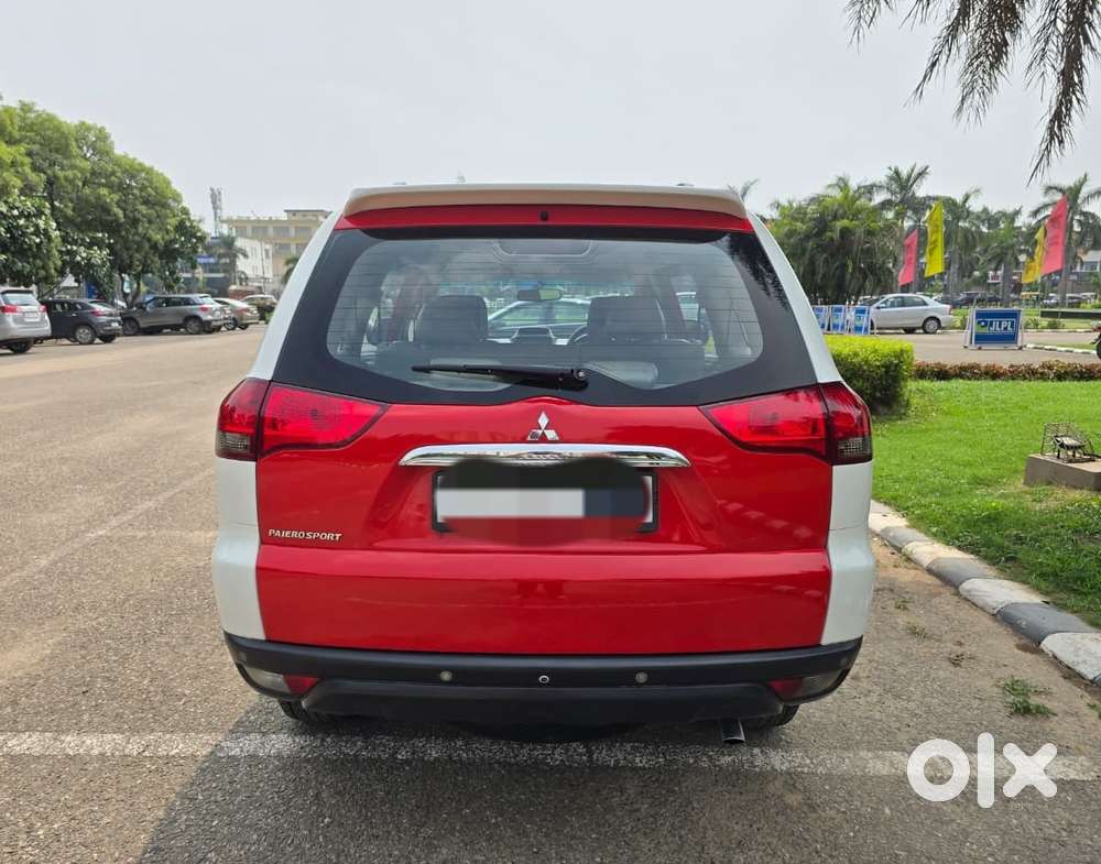 Mitsubishi Pajero Sport 2.5 Manual, 2016, Diesel