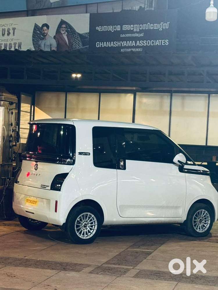 Mg Comet Ev 2025 Electric 14000 Km Driven