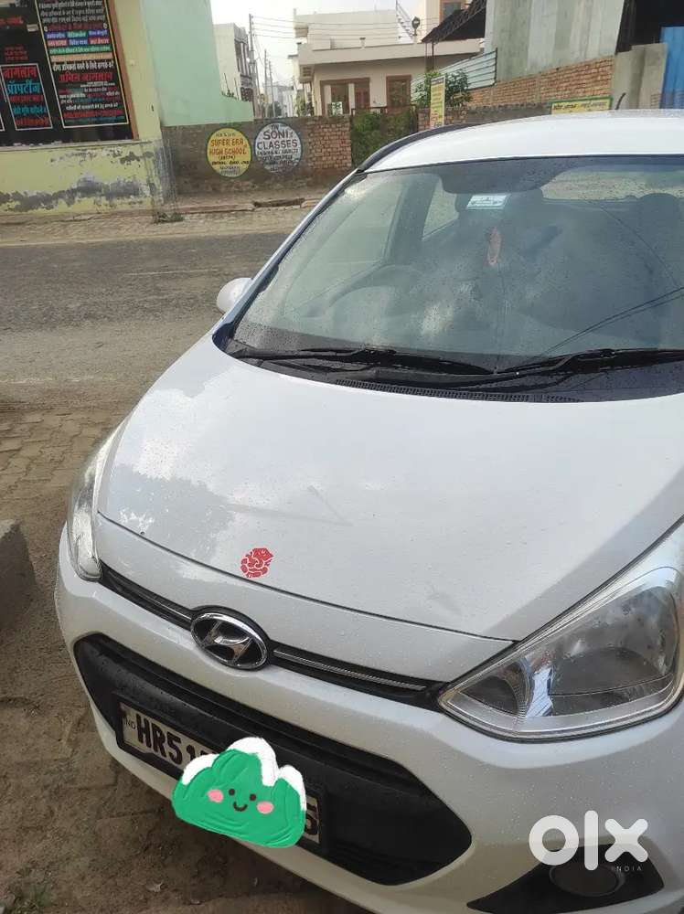 Hyundai Grand I10 Petrol 2015 Push Button Start