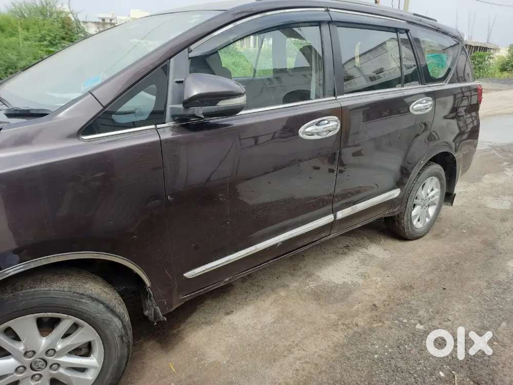 Toyota Innova Crysta 2017 Diesel Manual