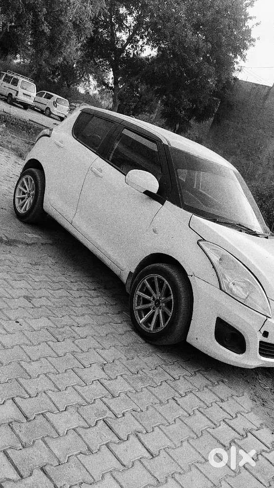 Maruti Suzuki Swift 2017 Cng & Hybrids 115000 Km Driven