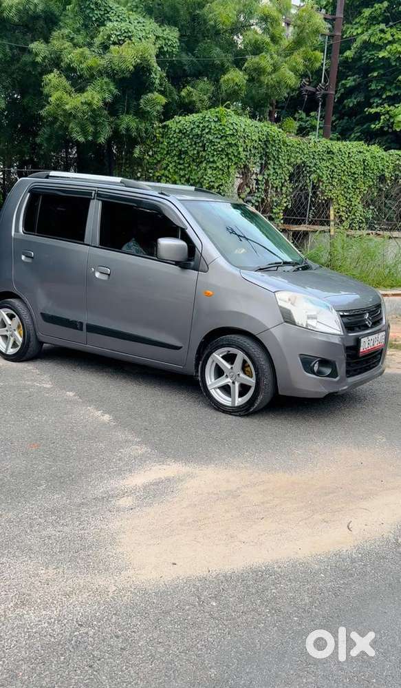 2017 Maruti Wagon R Automatic Year