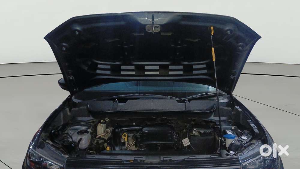 Volkswagen Taigun 1.0 Tsi Highline At, 2024, Petrol