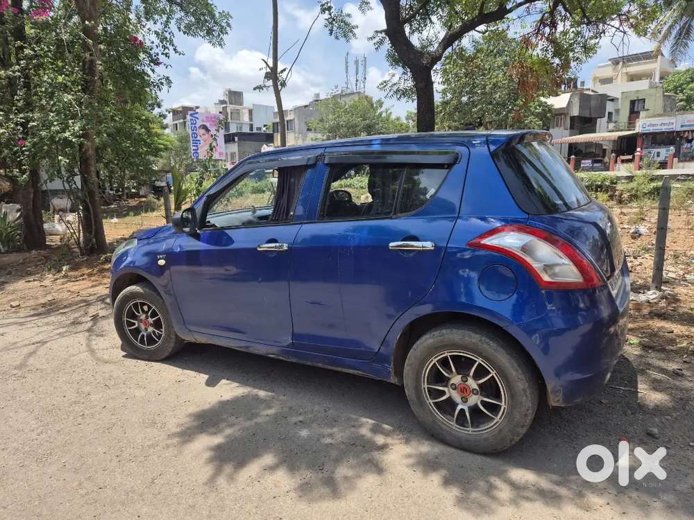 Maruti Suzuki Swift 2012 Lxi