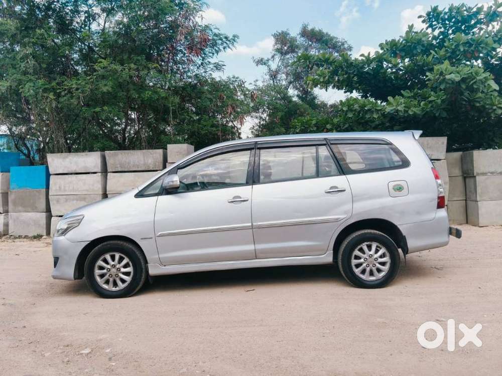 Toyota Innova 2.5 V 7 Str, 2012, Diesel