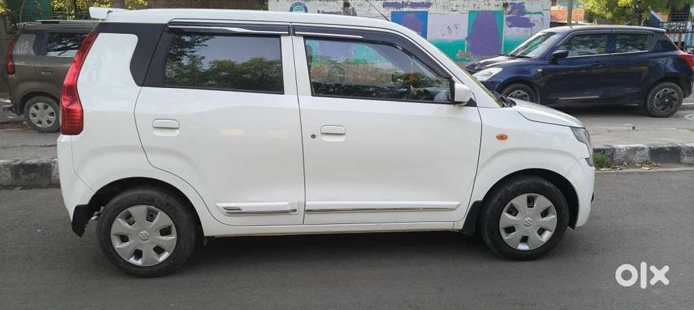 Maruti Suzuki Wagon R Vxi 1.0, 2023, Cng & Hybrids
